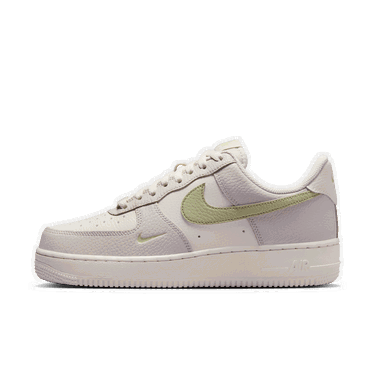 Sneakers och skor Nike Air Force 1 '07 Beige | IB3881-001, 1