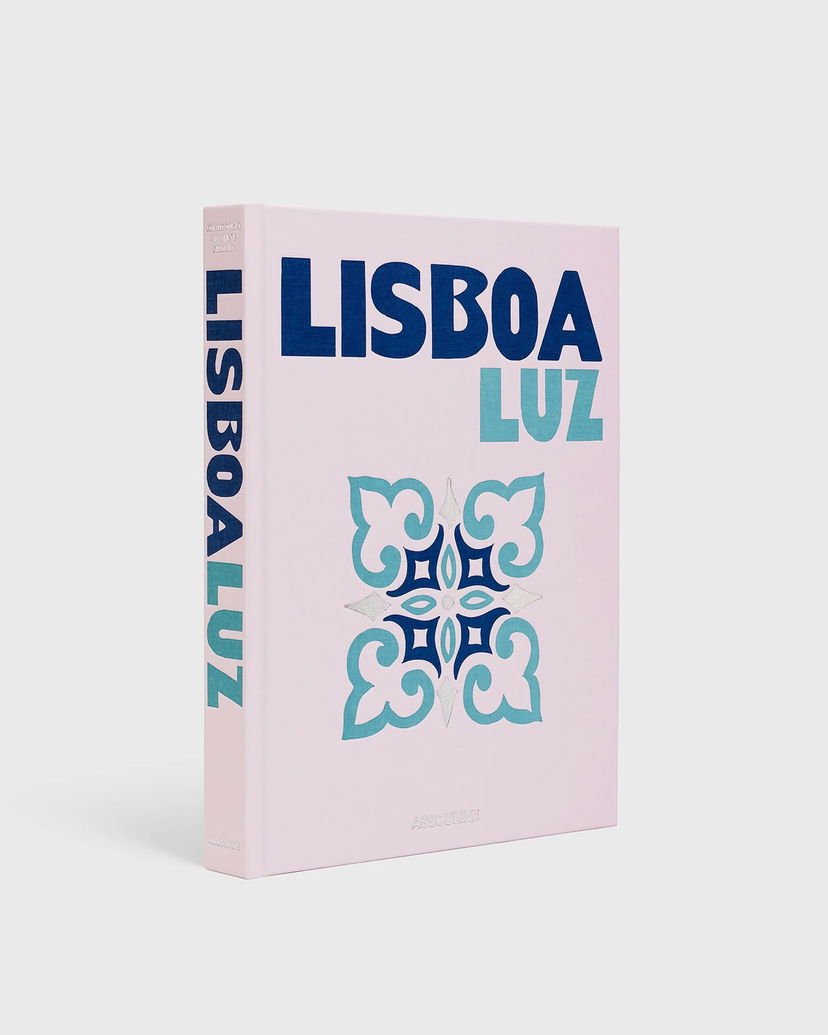 Bok och tidning ASSOULINE Lisboa Luz Book Rosa | 9781649801012