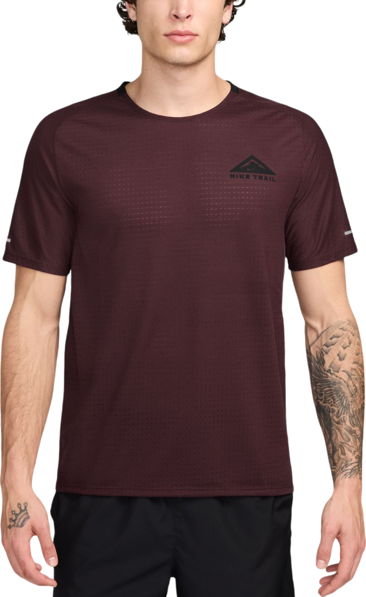T-shirt Nike Trail Solar Chase T-Shirt Röd | dv9305-652
