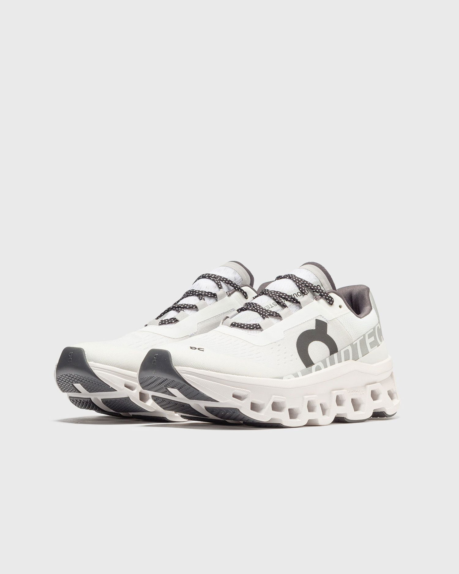 Sneakers och skor On Running Cloudmonster Exclusive W Vit | 61.98433, 1