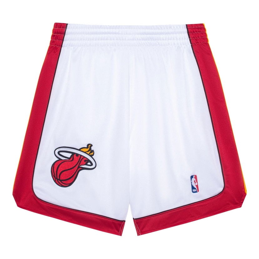 Shorts Mitchell & Ness Mitchell & Ness Miami Heat 2005-06 Basketball Shorts Vit | ASHR4170-MHE05PPPWHIT