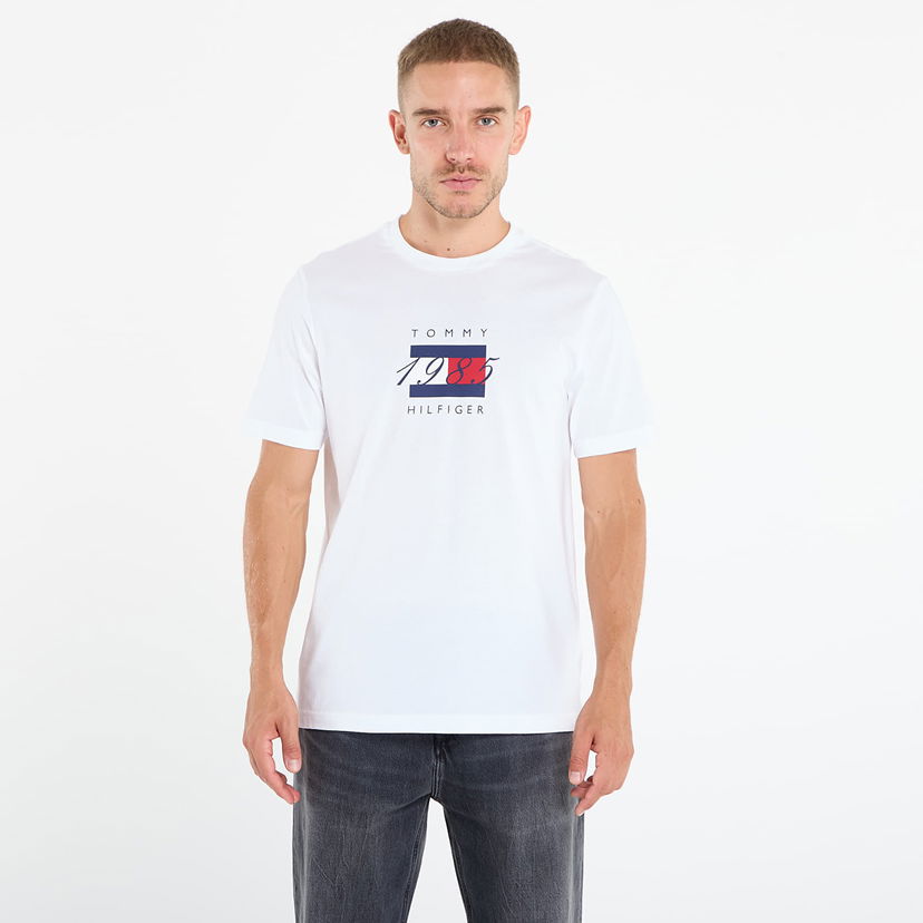 T-shirt Tommy Hilfiger Tommy Hilfiger Linear Flag Graphic Tee Vit | MW0MW41338 YBR