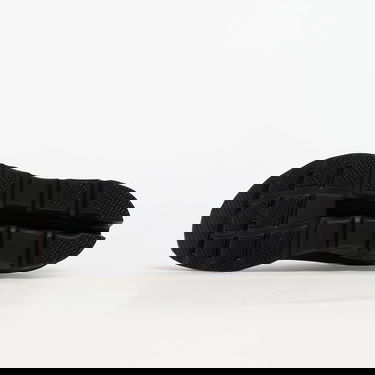 Sneakers och skor On Running Cloudstratus Svart | 39.99214, 1