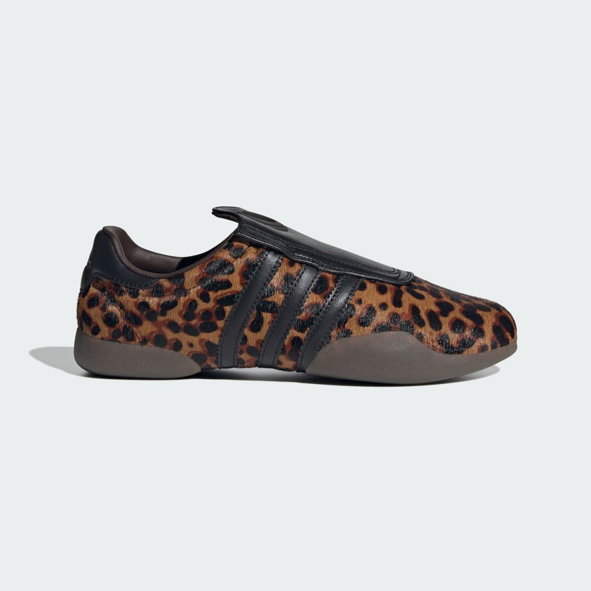 Sneakers och skor adidas Originals Taekwondo Mei Brun | JS0298