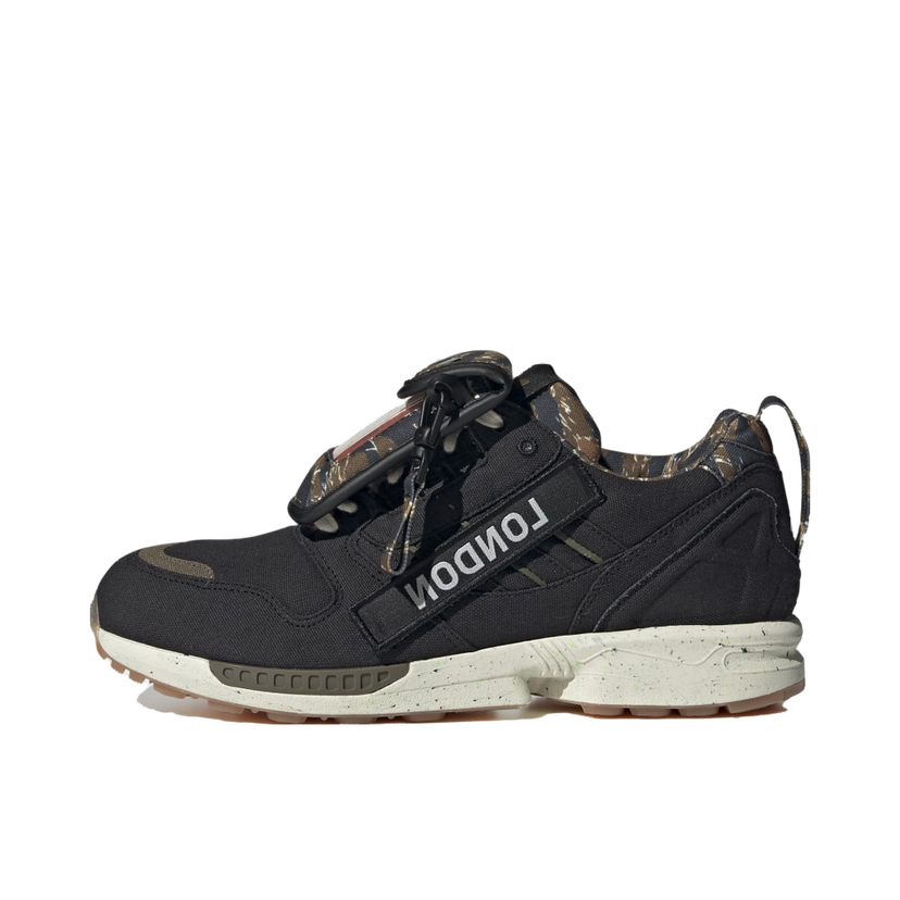 Sneakers och skor adidas Originals ZX 8000 Out There Svart | S42592