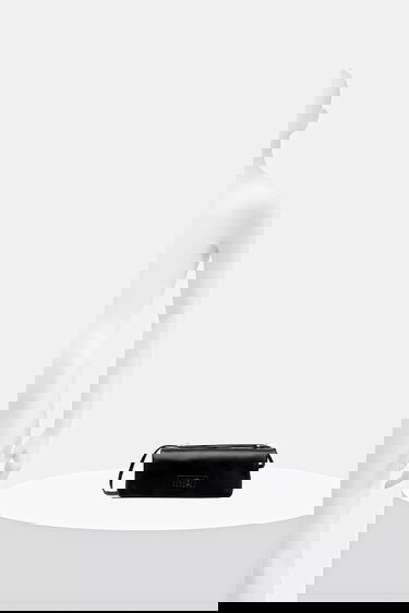 Handväska Maison Margiela MM6 Maison Margiela Leather Shoulder Bag Svart | SB5ZH0022.P7187.T8013, 5