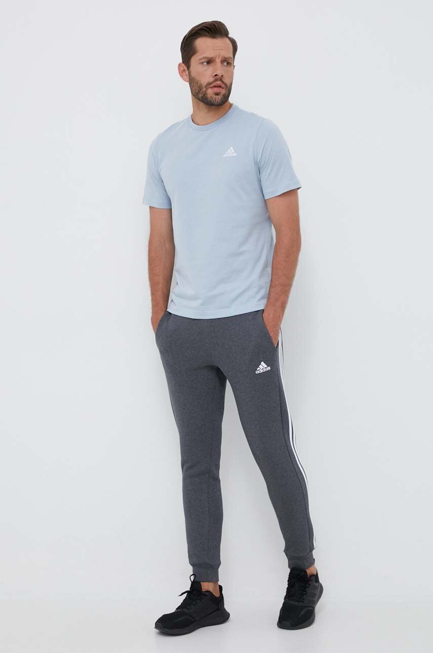 Träningsbyxor adidas Originals Essentials Fleece 3-Stripes Tapered Cuff Joggers Grå | IJ8884, 0
