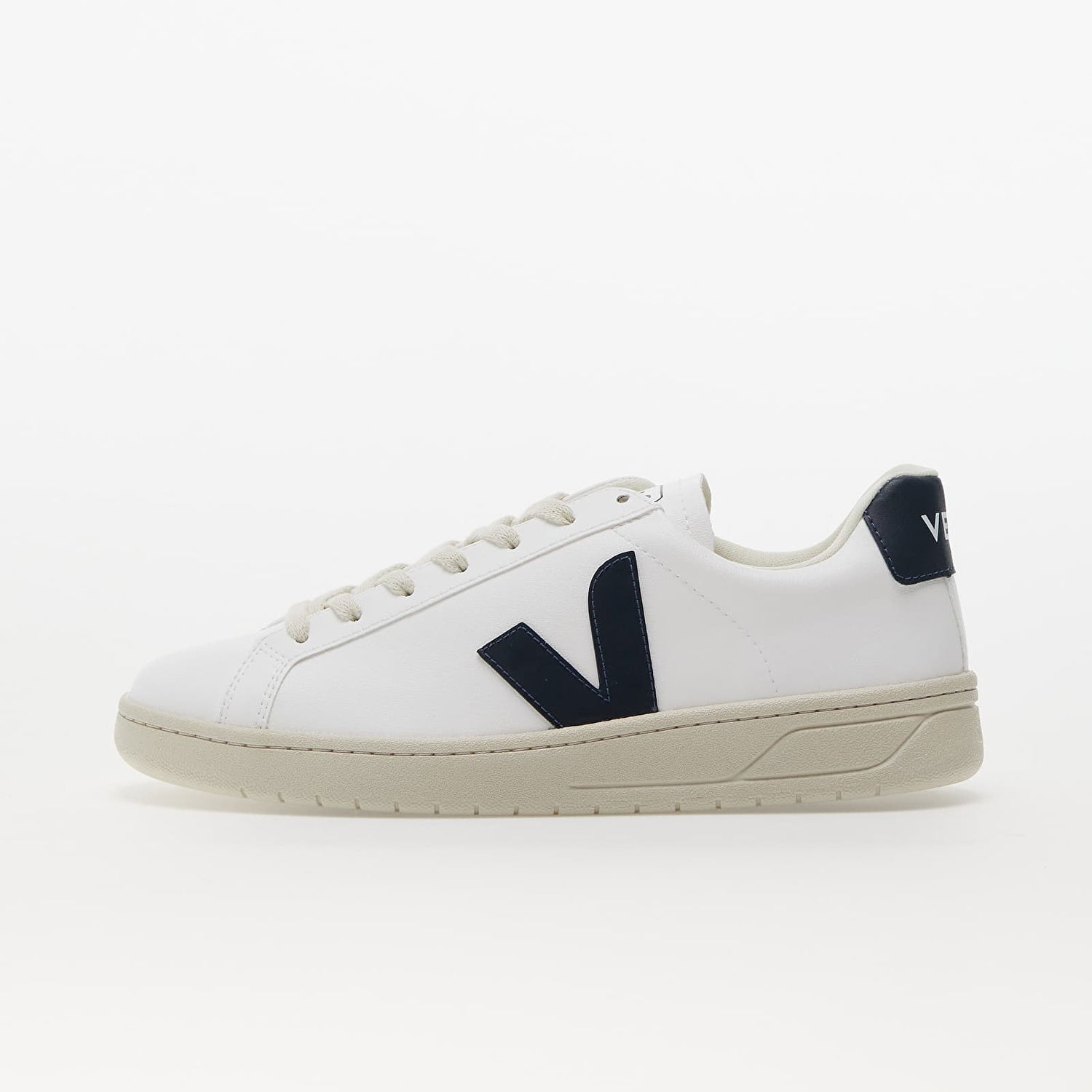 Sneakers och skor Veja Urca Vit | UC0703174B, 0