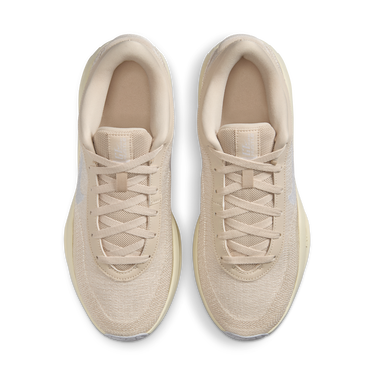 Sneakers och skor Nike G.T. Hustle Academy Beige | FJ7791-103, 1