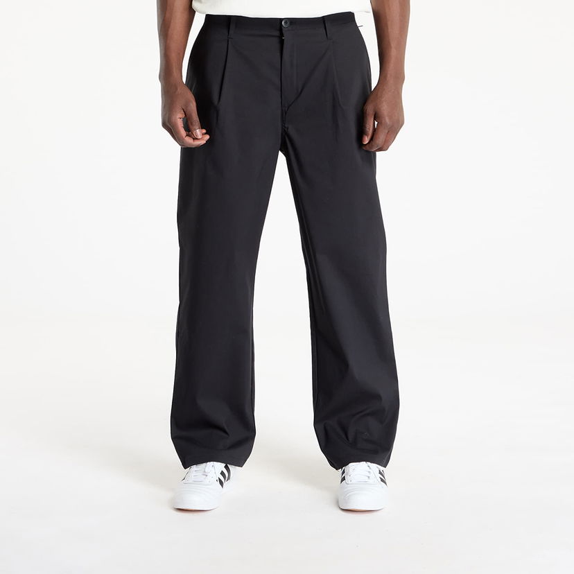 Byxor New Balance New Balance Athletics Relaxed Trousers Svart | MP51563BK