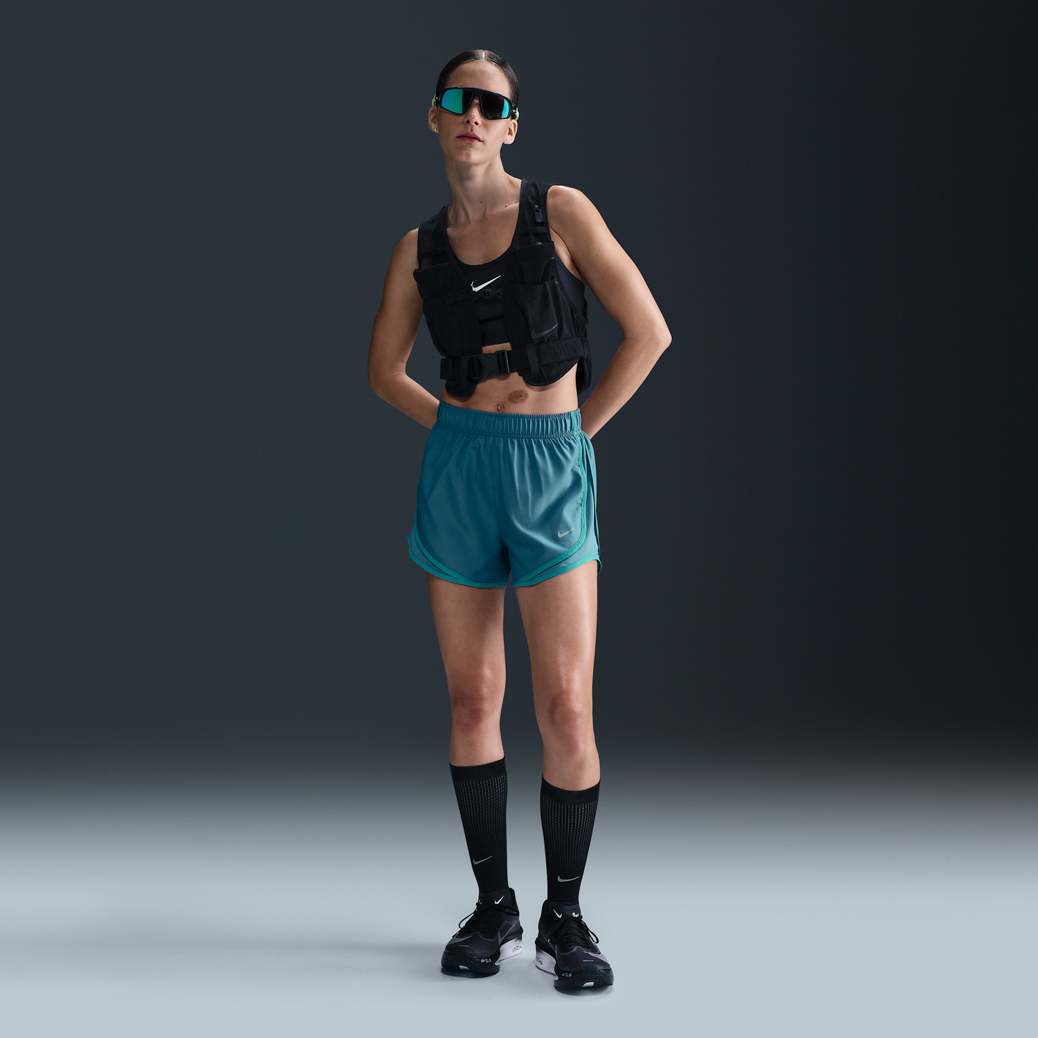 Väst Nike Tempo Dri-FIT Mid-Rise Running Shorts with Liner Svart | HM6096-008, 0