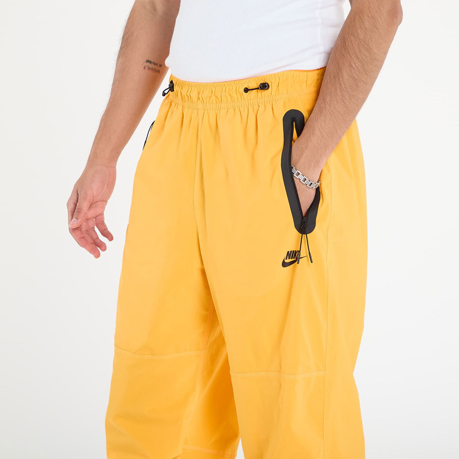 Byxor Nike Nike Tech Woven Pants Gul | II4615-717, 1