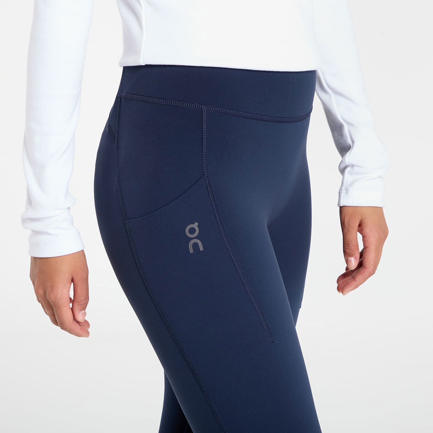 Strumpor On Running Performance Tights 7/8 Mörkblå | 1WF30200255 W, 1