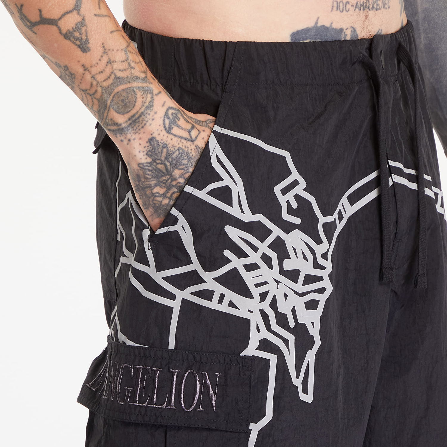 Cargo byxor Pleasures Eva-1 Cargo Pants Black Svart | P24E002 BLACK, 1