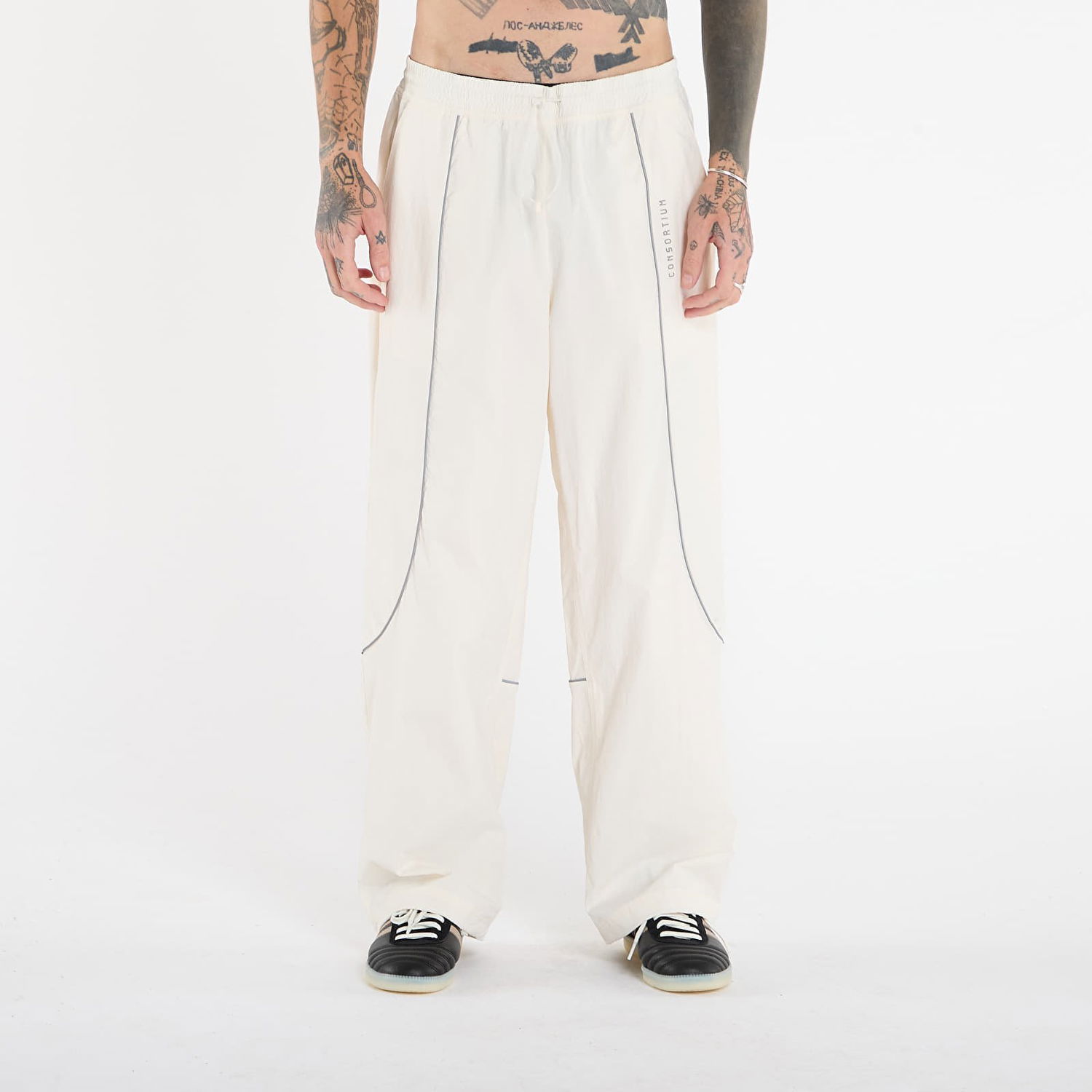 Byxor adidas Originals Loose Fit Reflective Track Pant By Consortium Beige | KF0683, 0