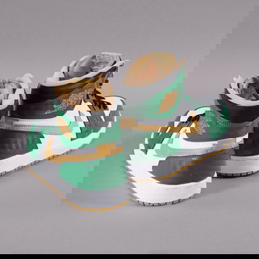 Sneakers och skor Jordan Air Jordan 1 Retro High OG "Celtics" Metallisk | 555088 315, 2