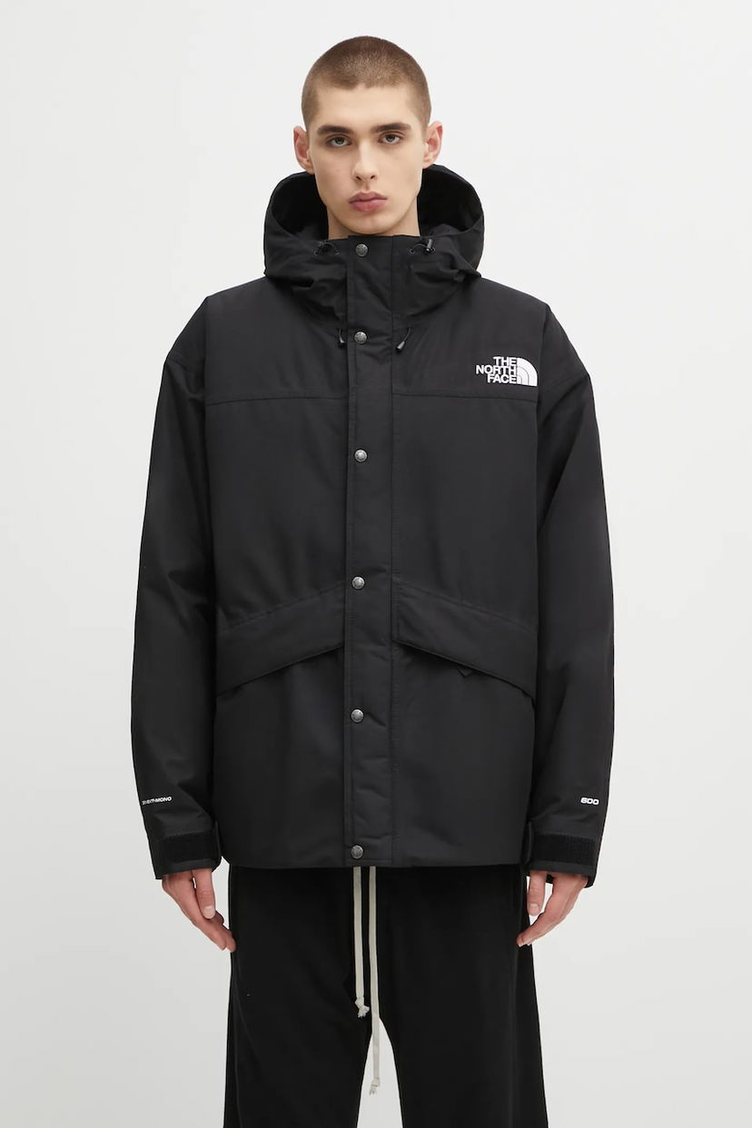 Pufferjacka The North Face The North Face Mountain Down Jacket Svart | NF0A8D1VJK31