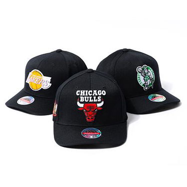 Keps Mitchell & Ness NBA Top Spot Classic Red Chicago Bulls Black Svart | HHSSINTL1265-CBUBLCK, 2