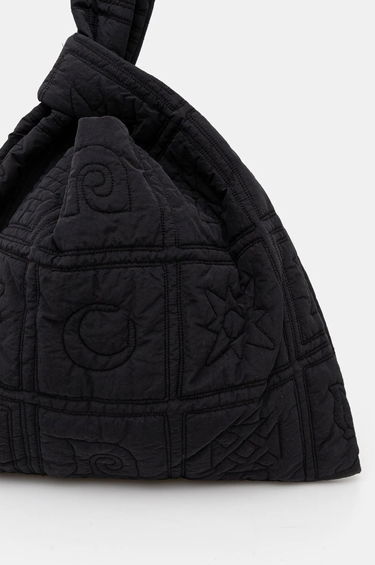 Kläder Nanushka Black Jen Large Pouch Svart | NW24FWBT11351, 4