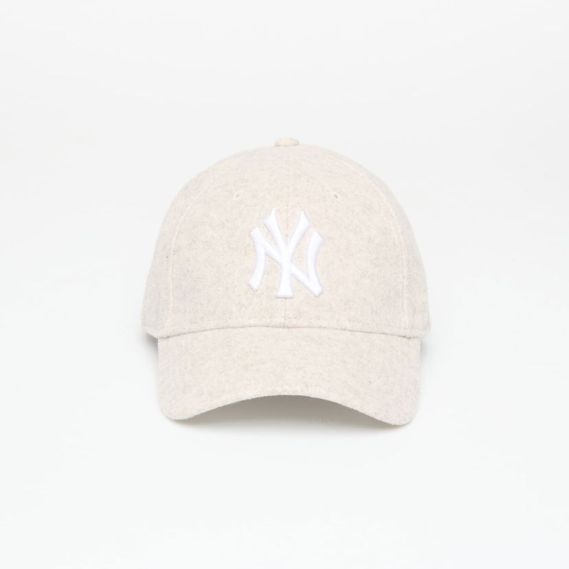 Keps New Era New York Yankees MLB Melton Wool 9FORTY Adjustable Universal Cap Beige | 60758974