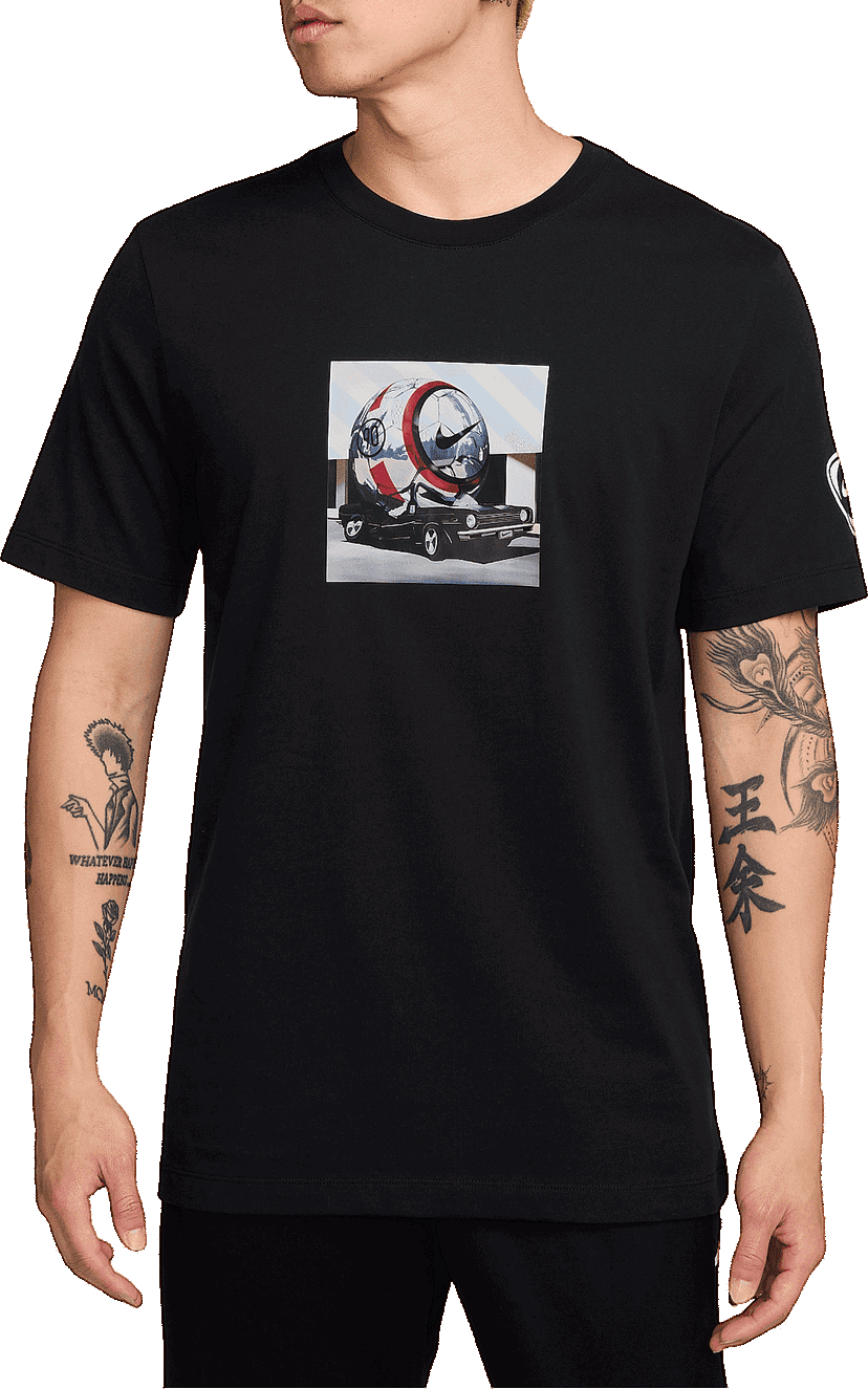 T-shirt Nike Graphic T-Shirt TOTAL 90 Svart | hv1709-010