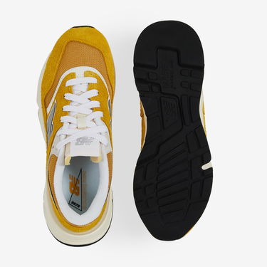 Sneakers och skor New Balance 997R "Miel" Gul | U997RCB, 2