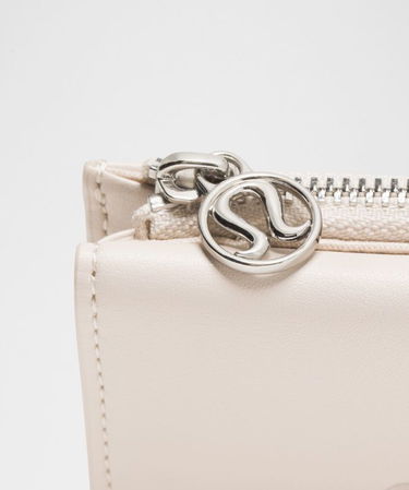 Plånbok lululemon Front-Flap Card Case Beige | prod20005847, 5