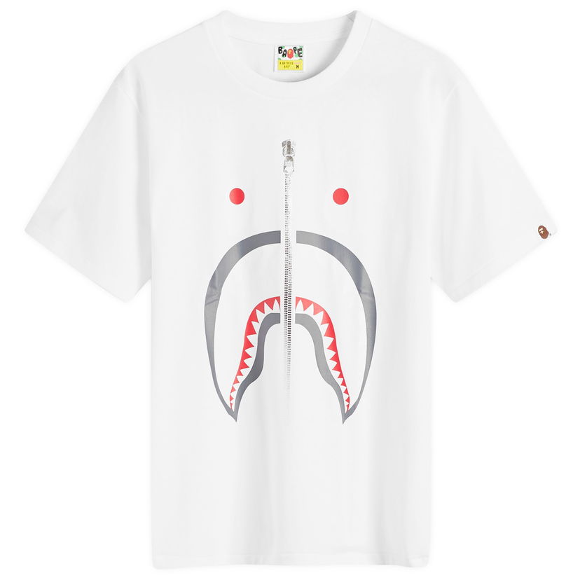 T-shirt BAPE A Bathing Ape Women's Shark T-Shirt in White, Size Medium | END. Clothing Vit | 001TEK302003L-WHT