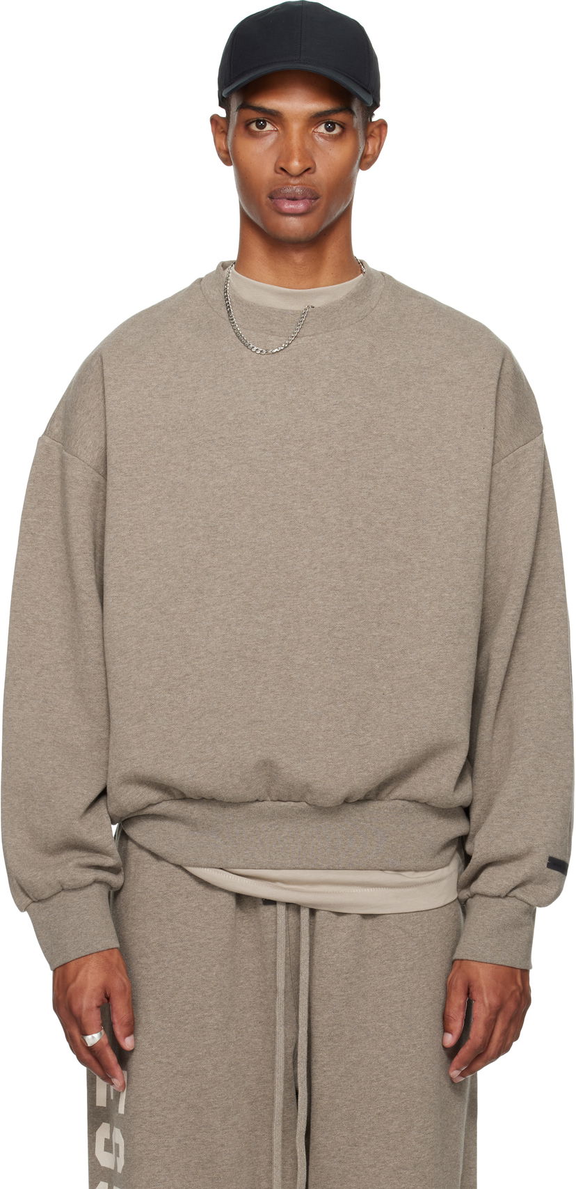 Sweatshirt Fear of God Fear of God ESSENTIALS Classic Fit Fleece Crewneck Sweatshirt Grå | 192SP252043F