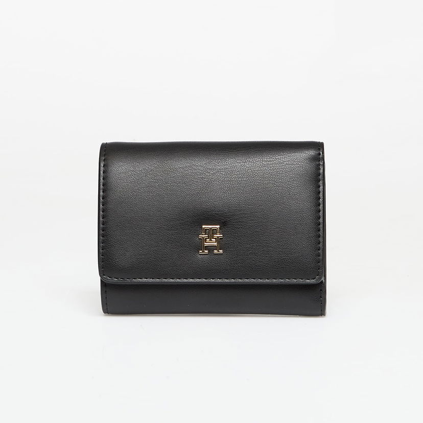 Plånbok Tommy Hilfiger Wallet TH Monogram Flap Trifold Wallet Black Universal Svart | AW0AW17737 BDS
