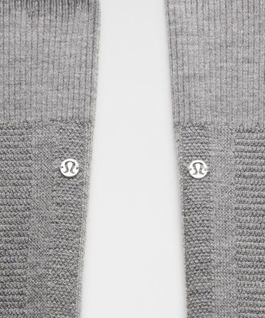 Strumpor lululemon Evolution Warm-Up Leg Warmers Svart | prod9490390, 2