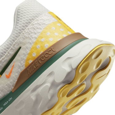Sneakers och skor Nike Infinity Run 3 A.I.R. x Hola Lou Beige | DO9496-001, 1