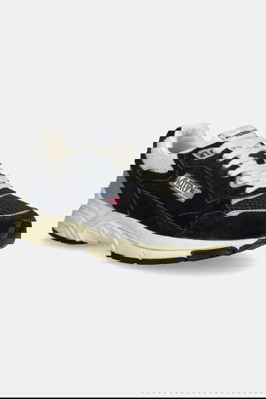 Sneakers och skor Autry Hyperway Svart | A1UNHYLWUM07, 0