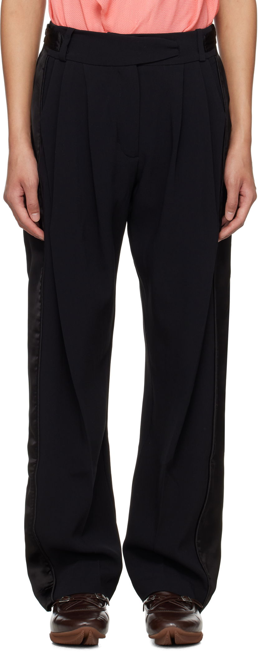 Byxor KIKO KOSTADINOV Kiko Kostadinov Cauda Pleated Trousers Svart | KKWSS25T02-4