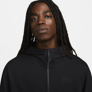 Sweatshirt Nike Tech Fleece Lightweight Hoodie Svart | DX0822-010, 2