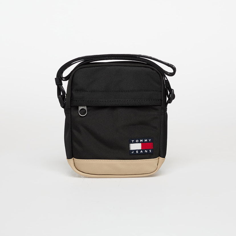 Axelväska Tommy Hilfiger Tommy Jeans Essential Daily Square Bag Svart | AM0AM13265 BDS