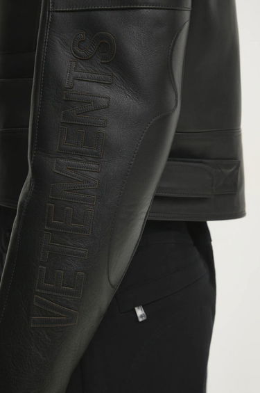 Jacka VETEMENTS VETEMENTS Racing Logo Leather Jacket Svart | UA66JA210B, 4