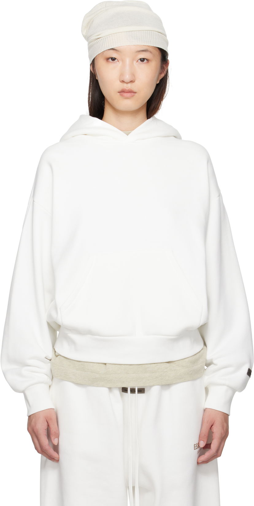 Sweatshirt Fear of God Fear of God ESSENTIALS Classic Fit Hoodie Vit | 192SP255544FW