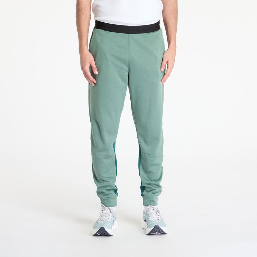 Träningsbyxor The North Face The North Face Mountain Athletics Fleece Pants Grön | NF0A893S58S1