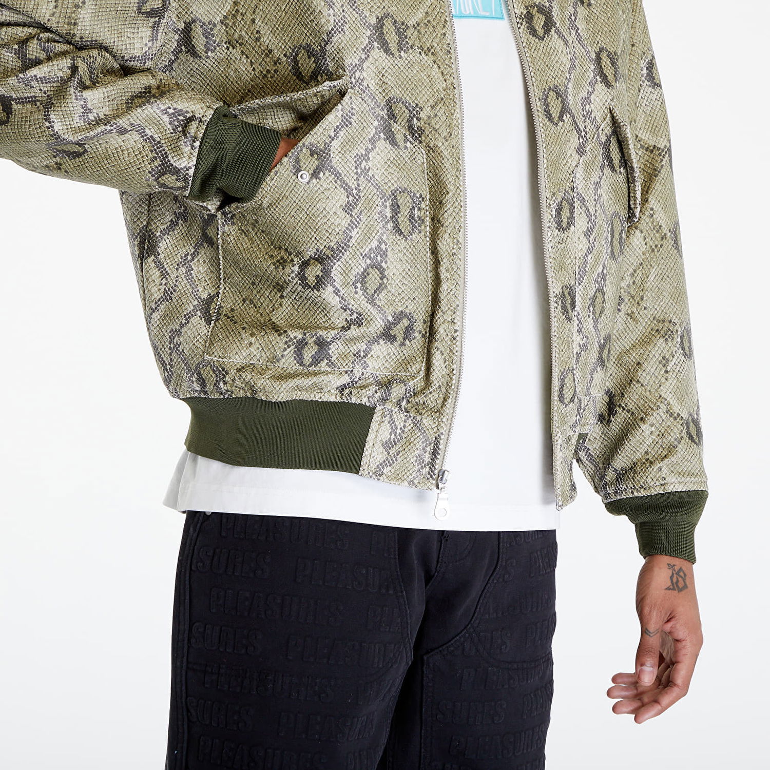 Jacka Pleasures Rattle Flight Jacket Grön | P24SP013 GREEN, 1