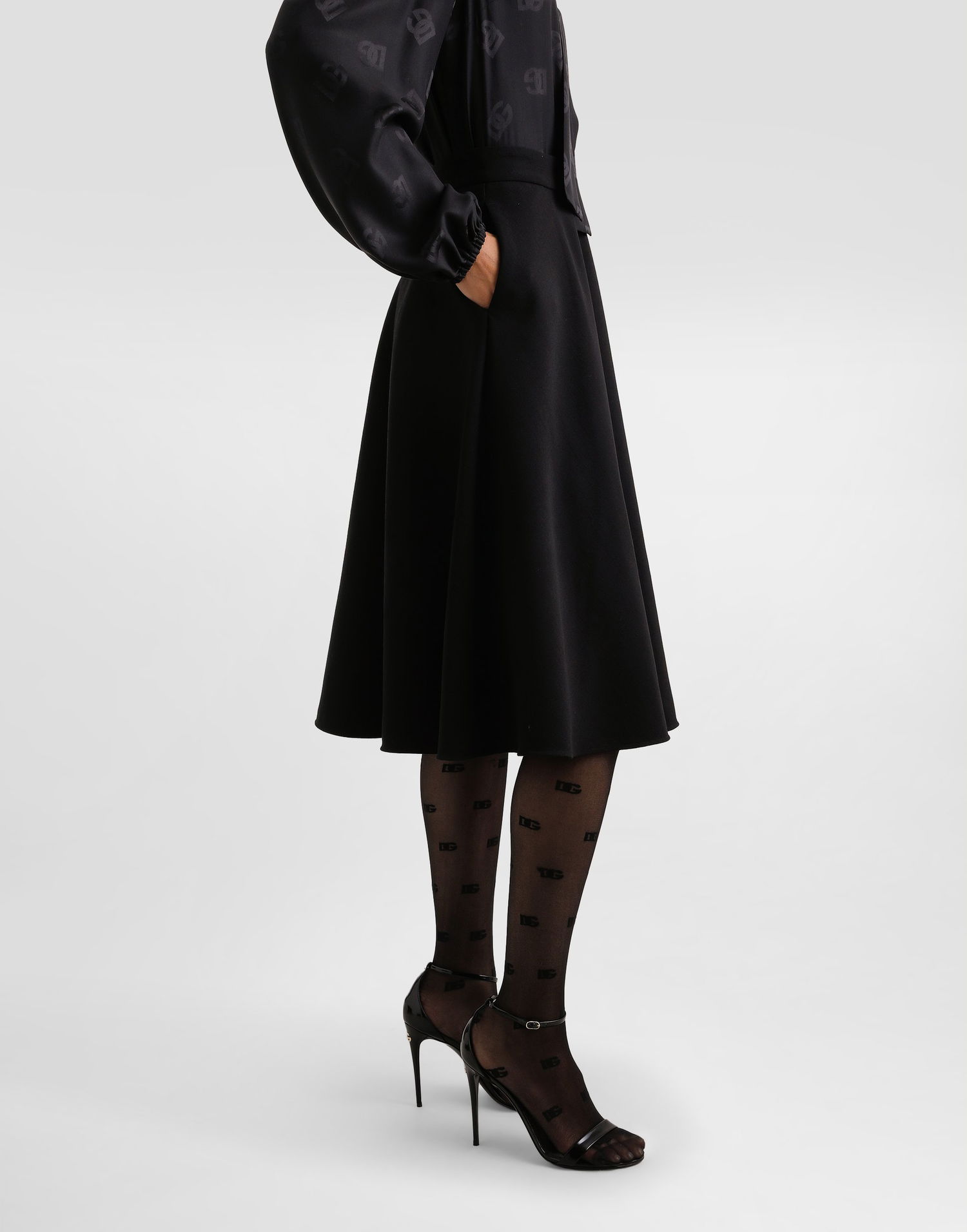 Kjol Dolce & Gabbana Dolce & Gabbana Wool Midi A-Line Skirt Svart | F4C02TGDCSXN0000, 1