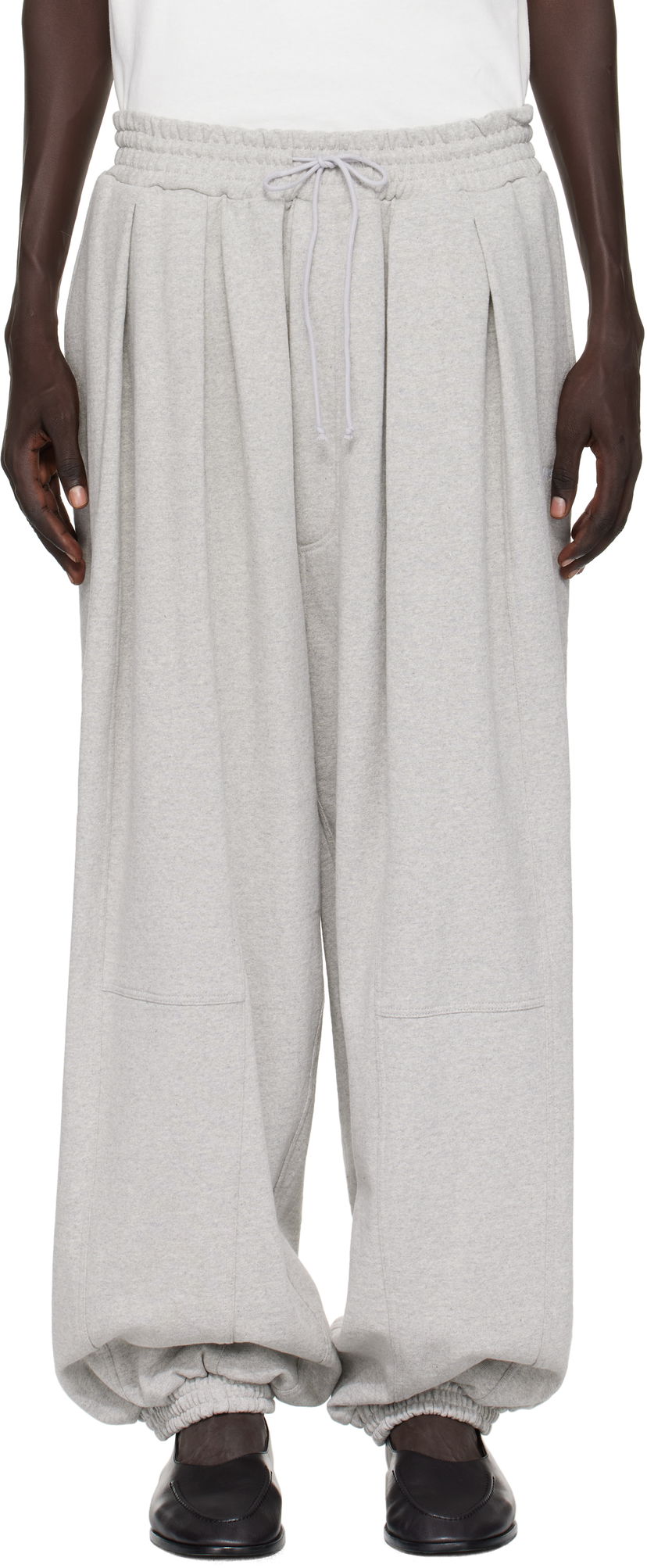 Träningsbyxor HED MAYNER Hed Mayner Embroidered Sweatpants Grå | HMMB72025R-HB211