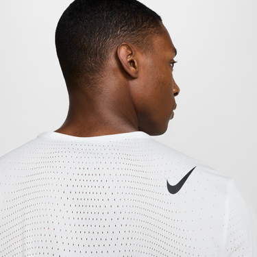 T-shirt Nike AeroSwift Dri-FIT ADV Running T-Shirt Vit | HJ3377-121, 1