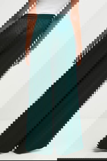 Träningsbyxor adidas Originals Satin Track Pants Grön | JV7511, 2