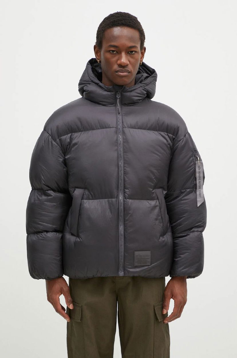 Pufferjacka Alpha Industries Cloud Puffer Bomber Jacket Svart | 148130
