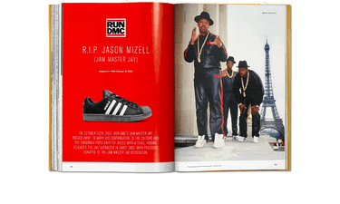Bok och tidning TASCHEN Books SF x The Ultimate Sneaker Book Metallisk | 9783836572231, 3