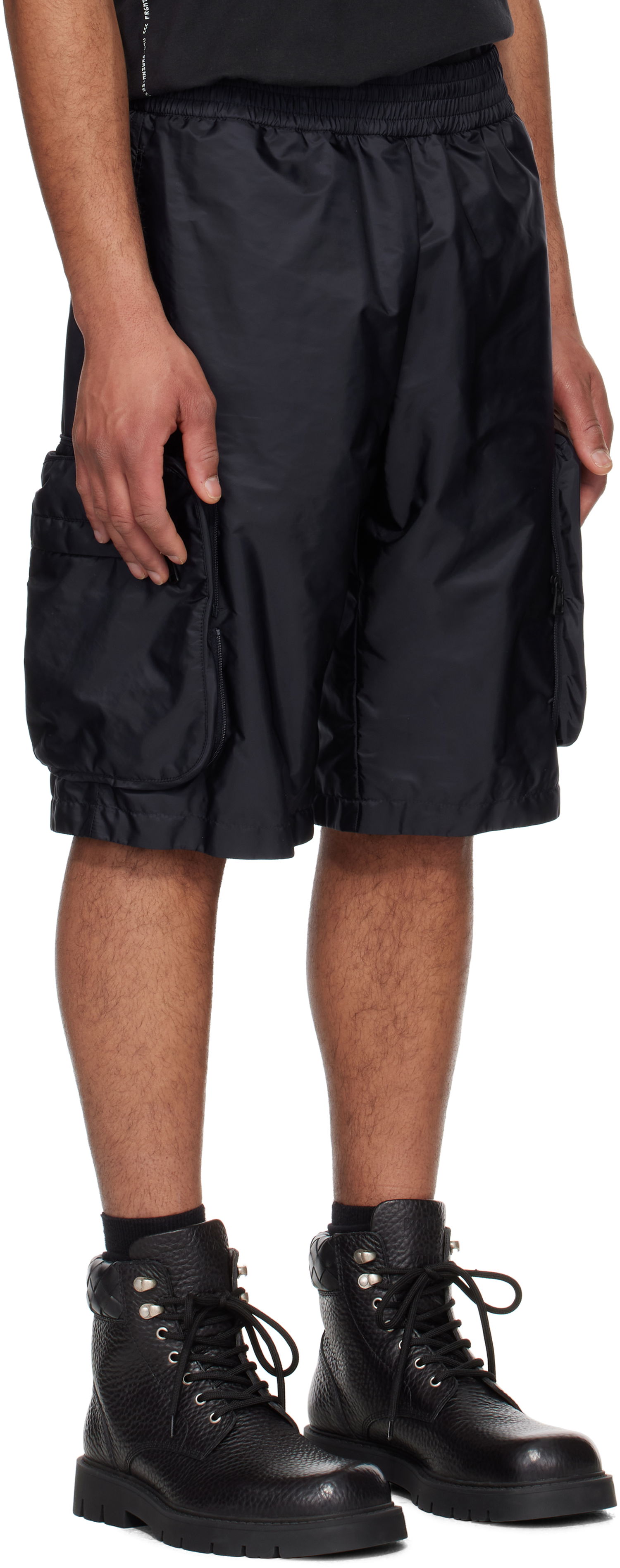 Shorts Moncler Moncler Genius Mercedes-Benz by NIGO Cargo Shorts Svart | K14012B00001M5920, 1