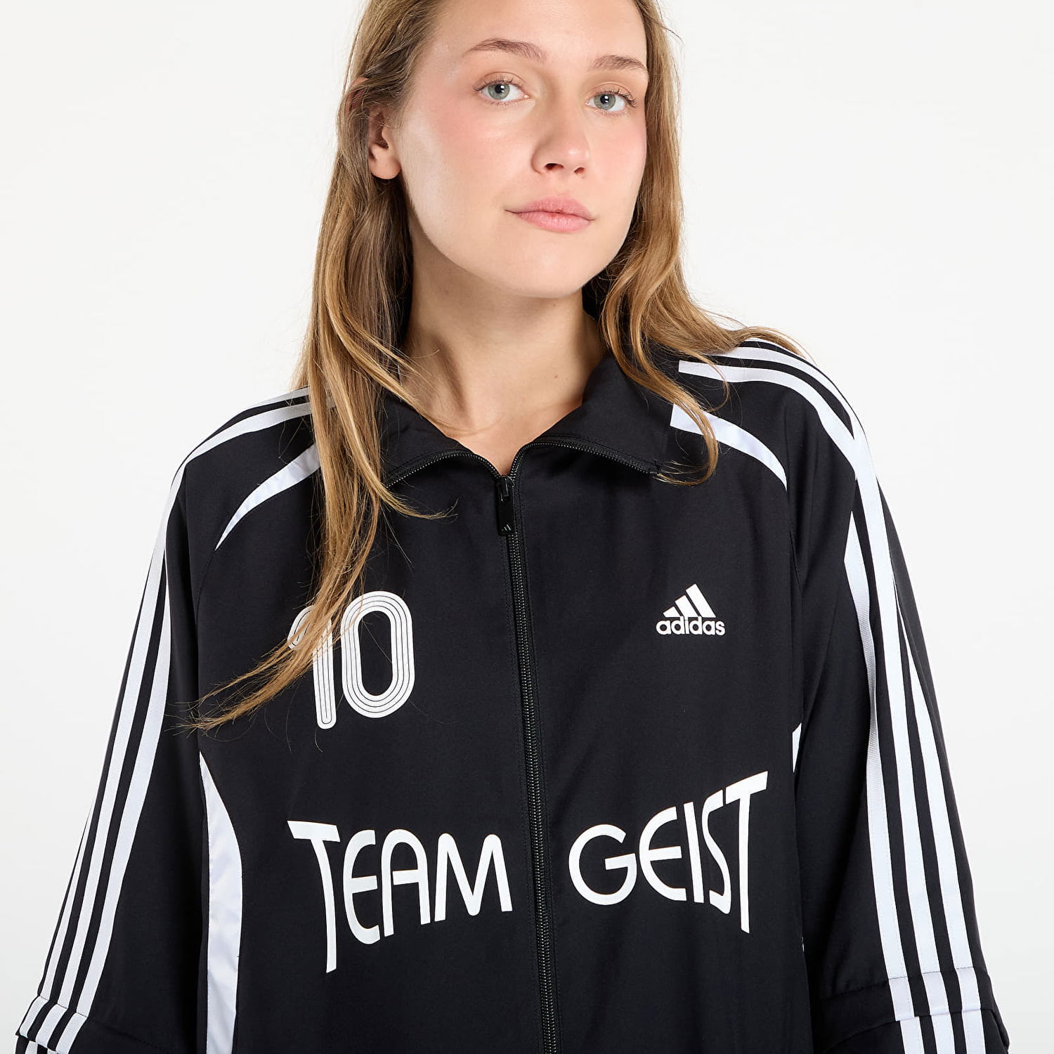 Jacka adidas Originals Adilenium Season 4 Teamgeist Oversized Track Jacket Svart | KE7569, 1