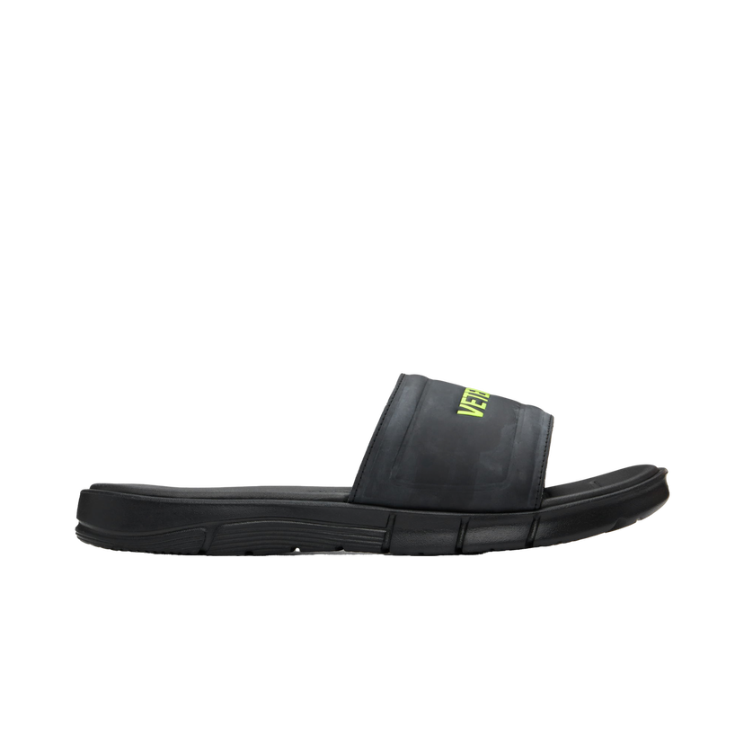 Sneakers och skor VETEMENTS Logo Pool Slides Svart | UE52FL200B