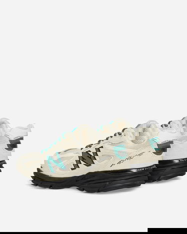 Sneakers och skor New Balance Made in USA 990v4 Sneakers Macadamia Nut / Black Beige | U990GB4, 4